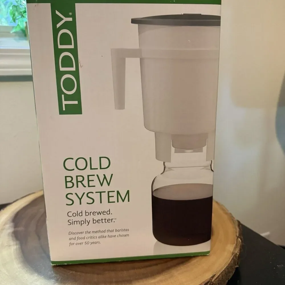 Toddy Cold Brew System Coffee Maker with Glass Decanter New in Box